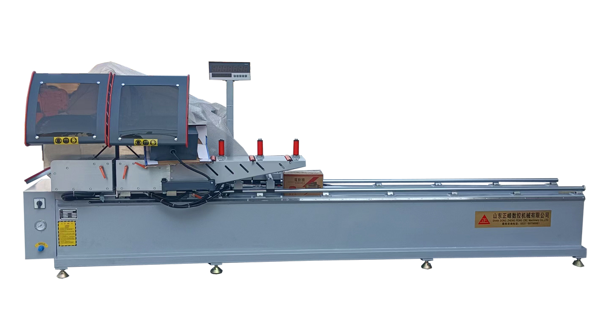Double-head cutting saw for diamond mesh